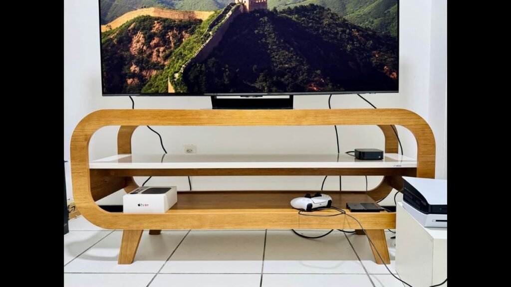 Rack para TV até 60 Polegadas Artely Theo em Uso